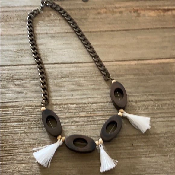 Plunder Brown White Saylor Set Necklace & Earrings - Picture 4 of 5